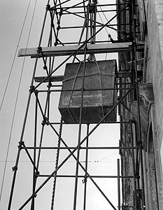 Sostituzione della cassaforte della Bibbia