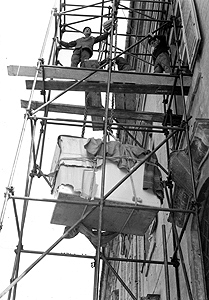 Sostituzione della cassaforte della Bibbia